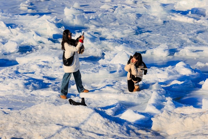 Китайские туристы - частые гости на Байкале Евгений  Кулешов, ИА PrimaMedia.ru