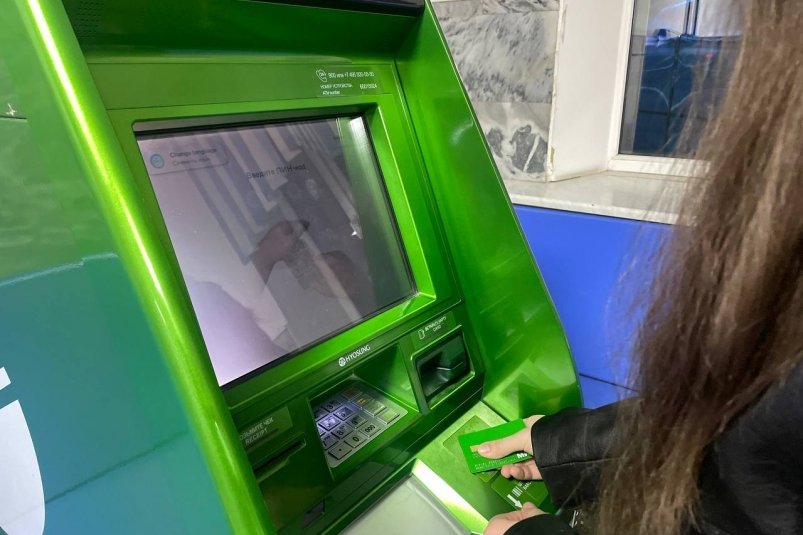 Просроченные карты "Мир" продолжат работать ИА SevastopolMedia