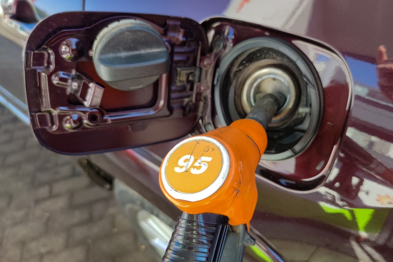 Ограничения на бензин в Якутии отменены Илья Аверьянов, ИА PrimaMedia