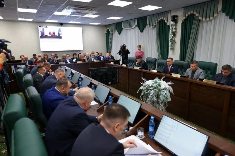 Заседание Сахалинской областной Думы пресс-служба правительства Сахалинской области