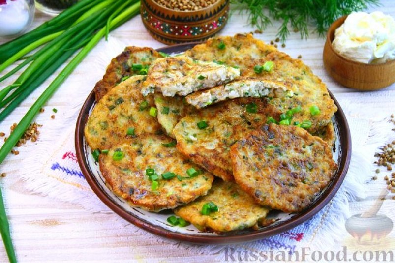 Как из гречневой каши сделать вкусные оладьи - нежные и золотистые russianfood.com