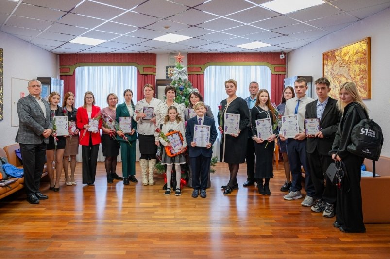 Тематическое фото Мэрия Магадана