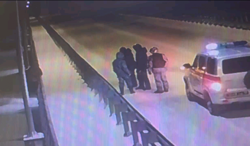 Росгвардейцы спасли женщину от прыжка с моста в Бурятии Росгвардия Бурятии