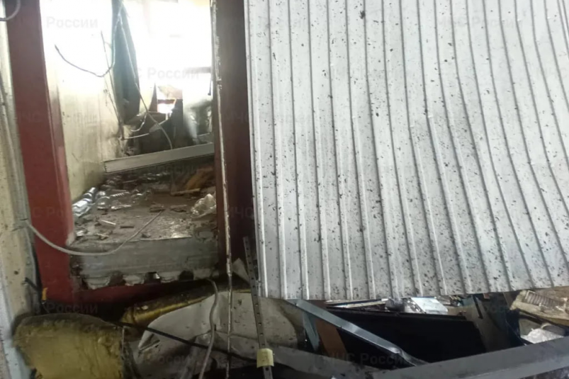 Обрушение стены в здании пивзавода пресс-служба ГУ МЧС России по Сахалинской области