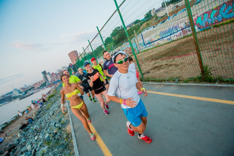 Спортсмены из Китая пришли в полный восторг от маршрута Владивостокского марафона Александр Ратников