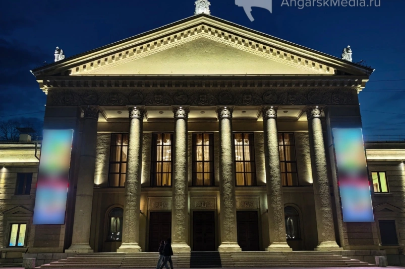 Боксерша из Ангарска вернулась в шоу "Титаны" и прошла в пятый тур