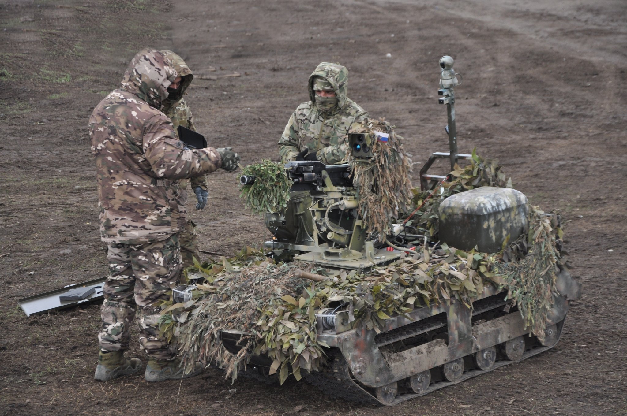 Из кресла геймера - за рычаги: как мобилизованные с Юга России освоили танк на СВО