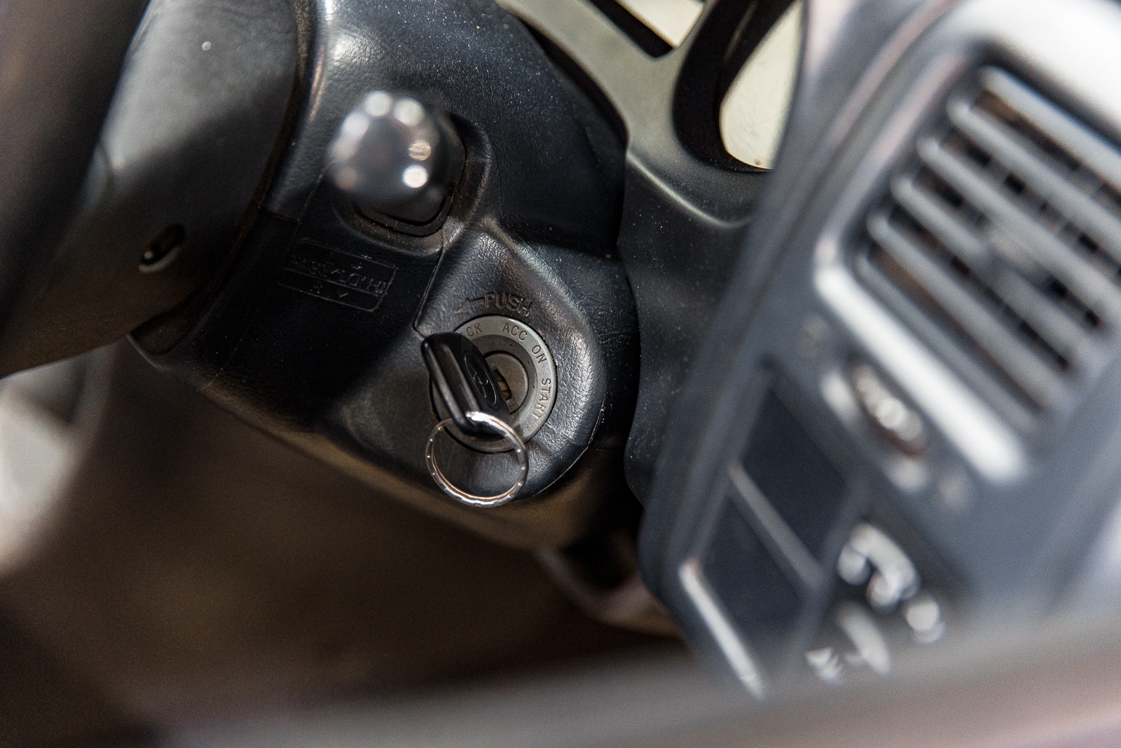 Мифы и правда об автомобильном буме в порту Владивосток