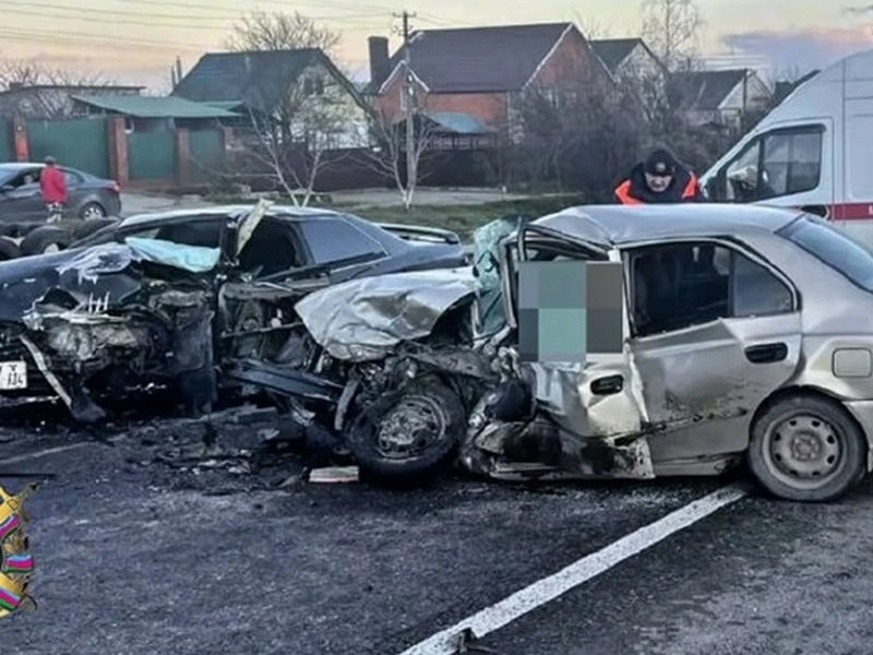 Двое скончались на месте, трое в больнице – страшное ДТП случилось под Краснодаром