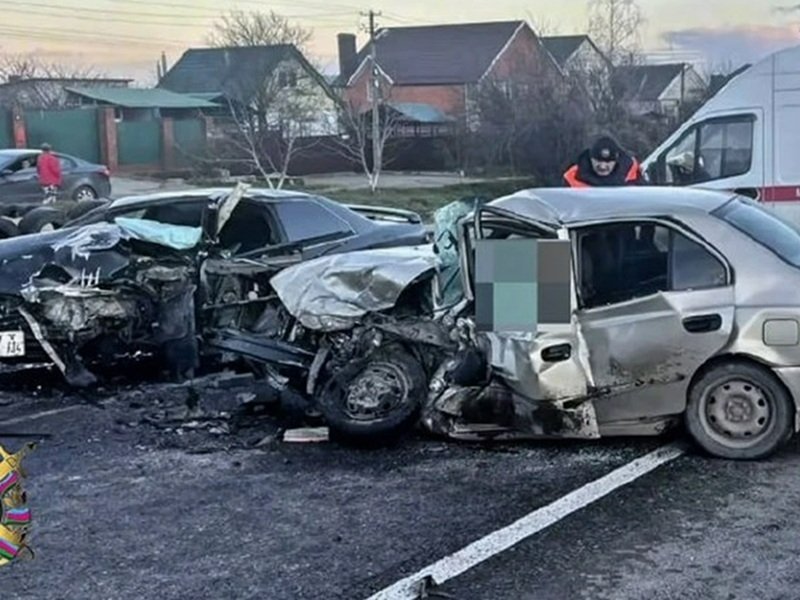 Двое скончались на месте, трое в больнице – страшное ДТП случилось под Краснодаром