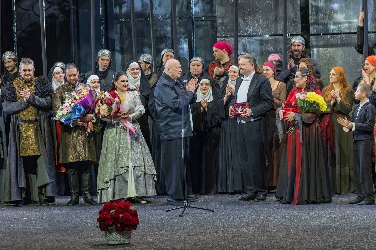 Во Владивостоке "Хованщина". Спешите испытать культурный шок