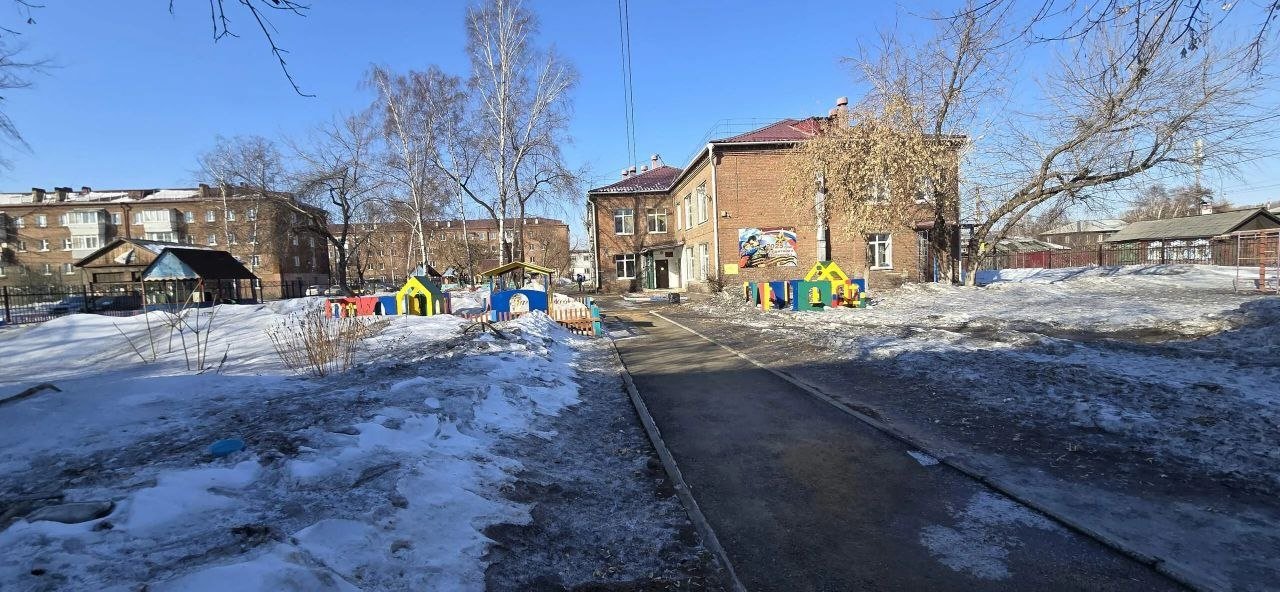 Депутат думы Иркутска Татьяна Марченко решает вопрос развития детского сада №108 Пресс-служба думы Иркутска