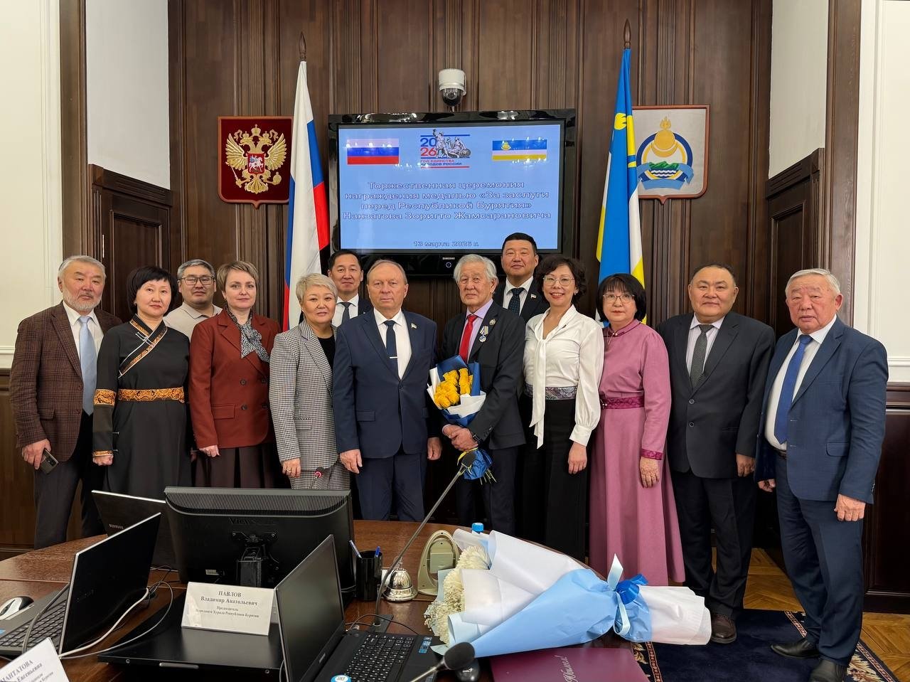 От Чернобыля до иглоножа: врач из Бурятии получил высокую награду пресс-служба Народного Хурала Бурятии