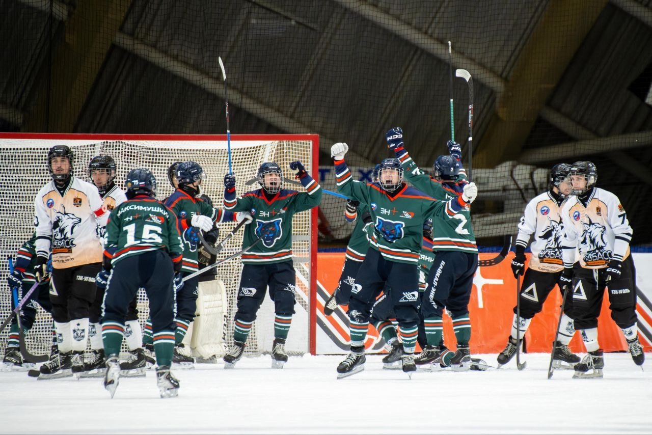 Жителей Иркутска приглашают на комедию "Взрослые игры" 14 февраля