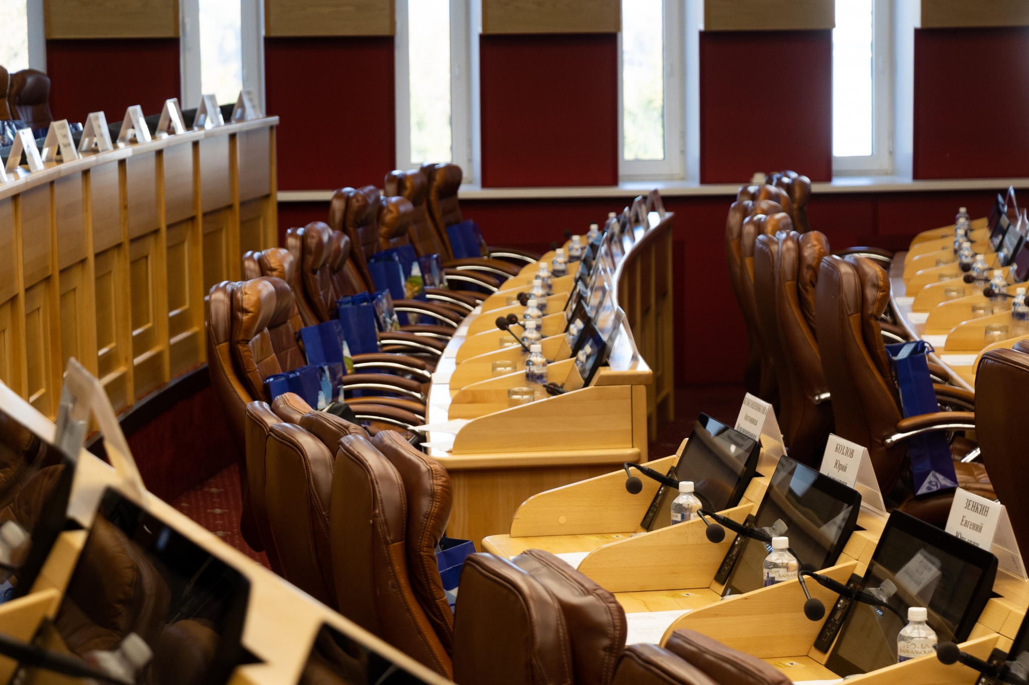 Зал заседаний в Законодательном собрании Иркутской области Юлия Ушакова, ИА IrkutskMedia