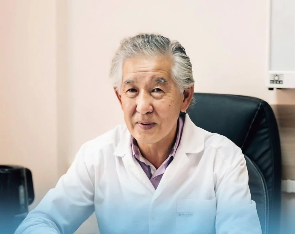 Его труд отмечен Почетными грамотами Минздрава России и Бурятии. минздрав Бурятии