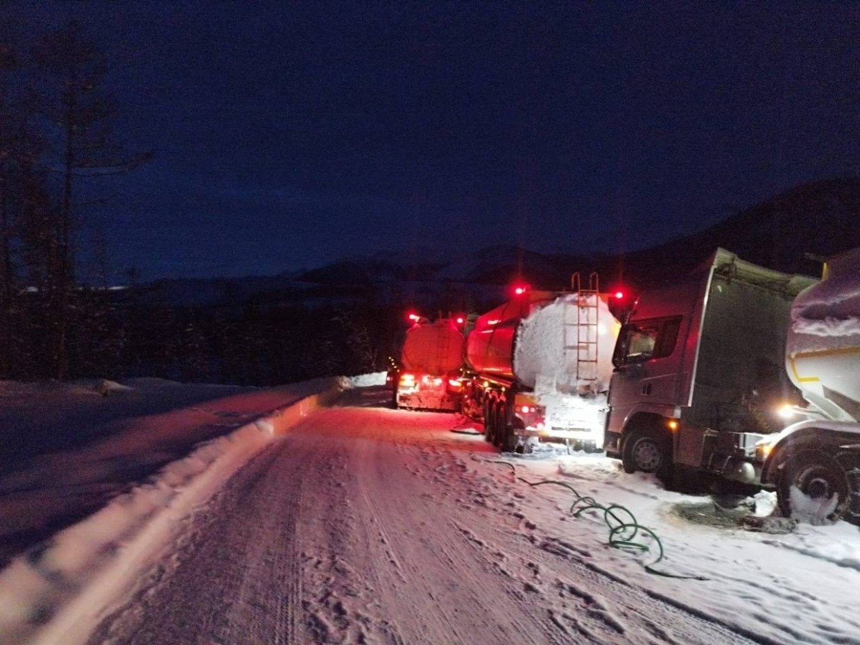 На трассе в Якутии грузовик сбил насмерть мужчину ГАИ Якутии