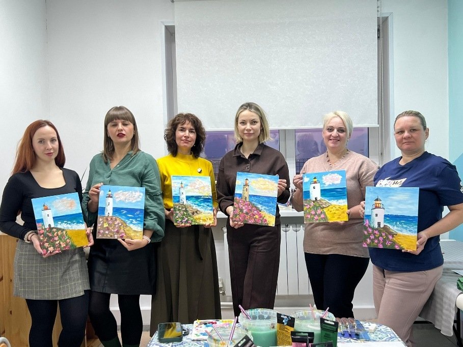 Искусство как ресурс: как в Находке помогают семьям с особенными детьми пресс-служба администрации НГО
