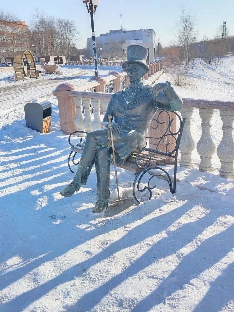 Тематическое фото тг-канал мэра Биробиджан Алексея Кузьмина (18+)