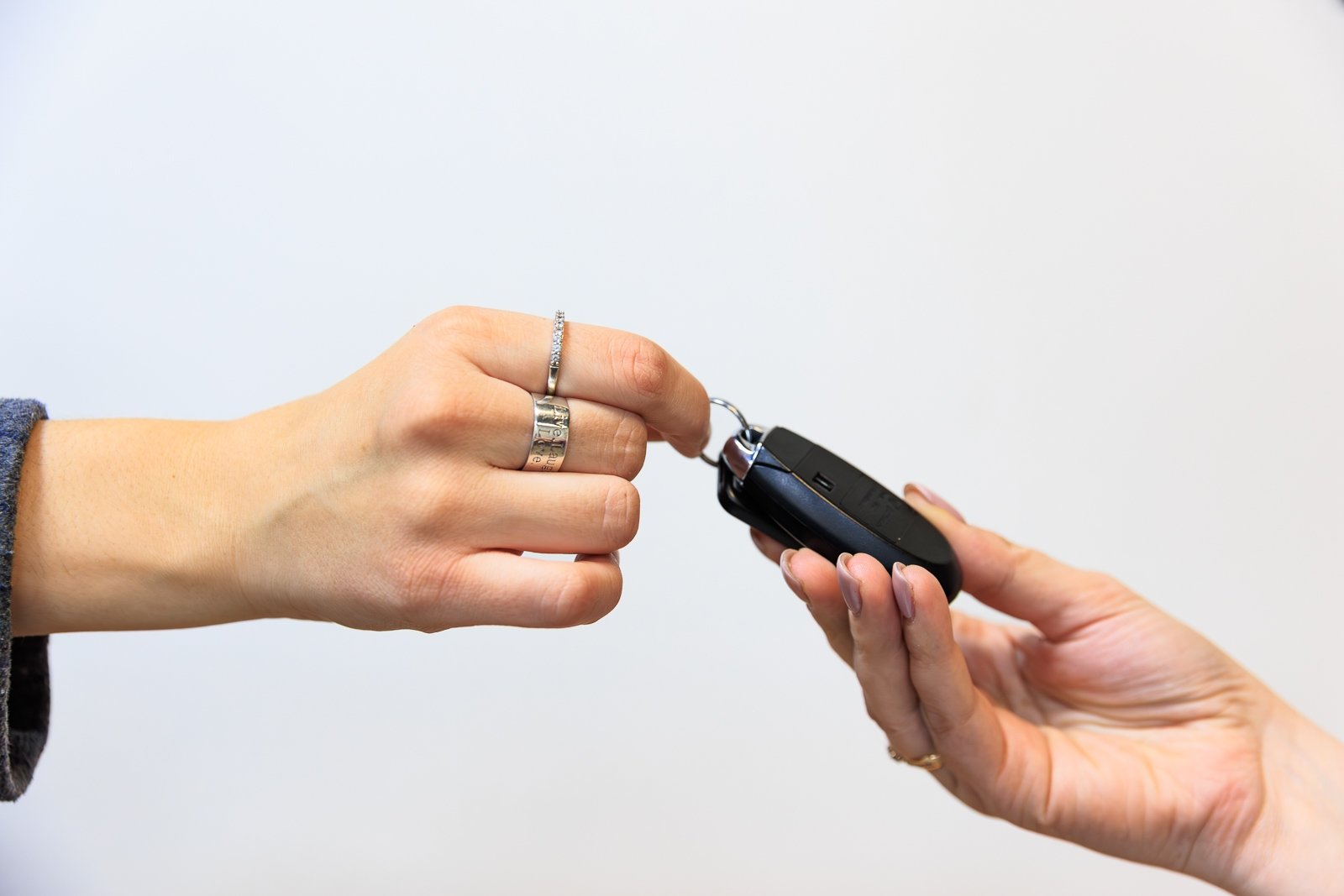 продажа авто, кредит Яна Гайдук, ИА PrimaMedia