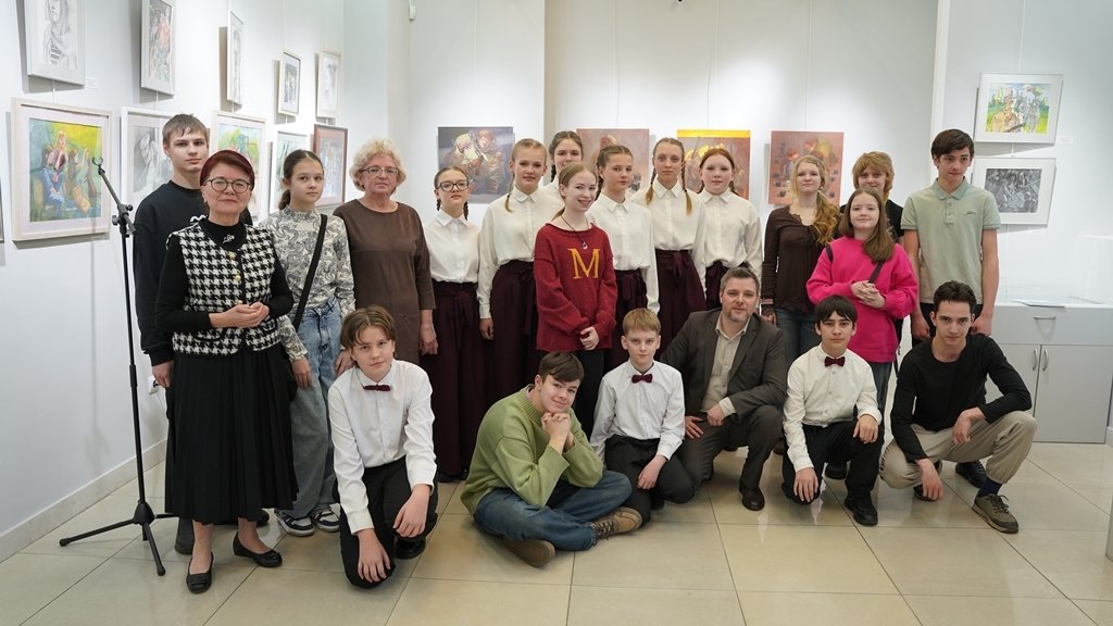 В Находке открылась выставка &quotХудожка 2026&quot пресс-служба администрации НГО