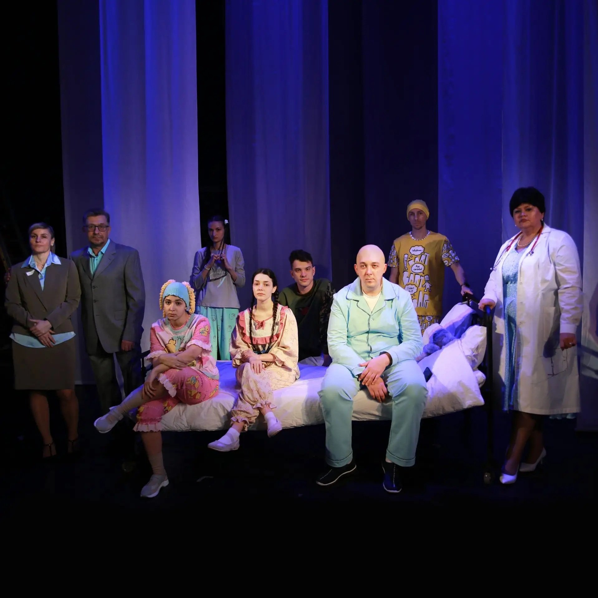 Актеры предоставлено пресс-службой драматического театра им. Комиссаржевской
