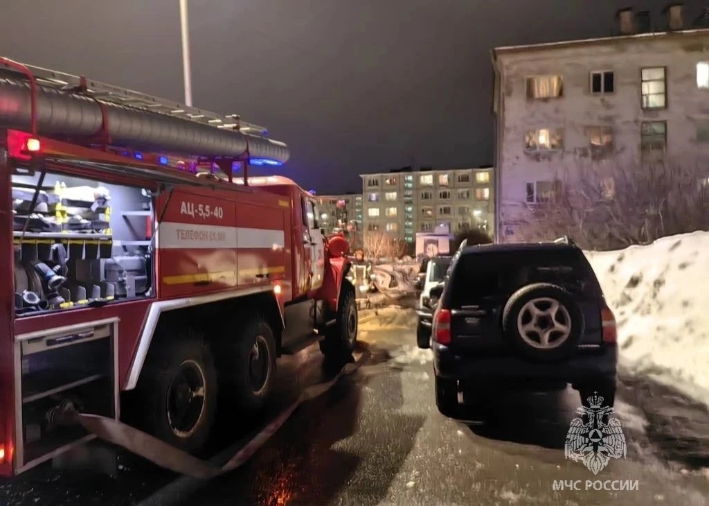 Пожар в квартире на улице Левонабережной потушили в Магадане ГУ МЧС России по Магаданской области