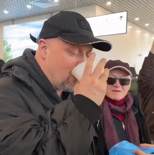 Гоша Куценко прилетел в Улан-Удэ оргкомитет фестиваля