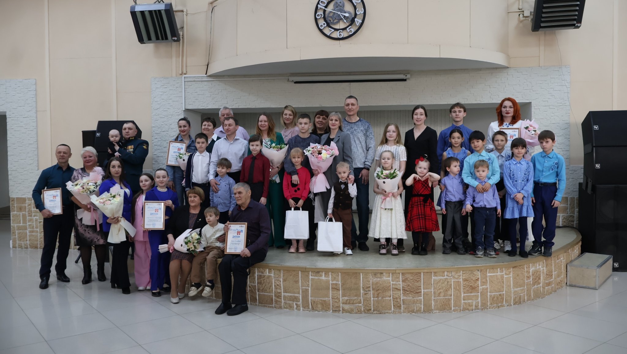 Победителей муниципального этапа конкурса &quotСемья года&quot выбрали в Уссурийске Евгения Клименко, ИА UssurMedia