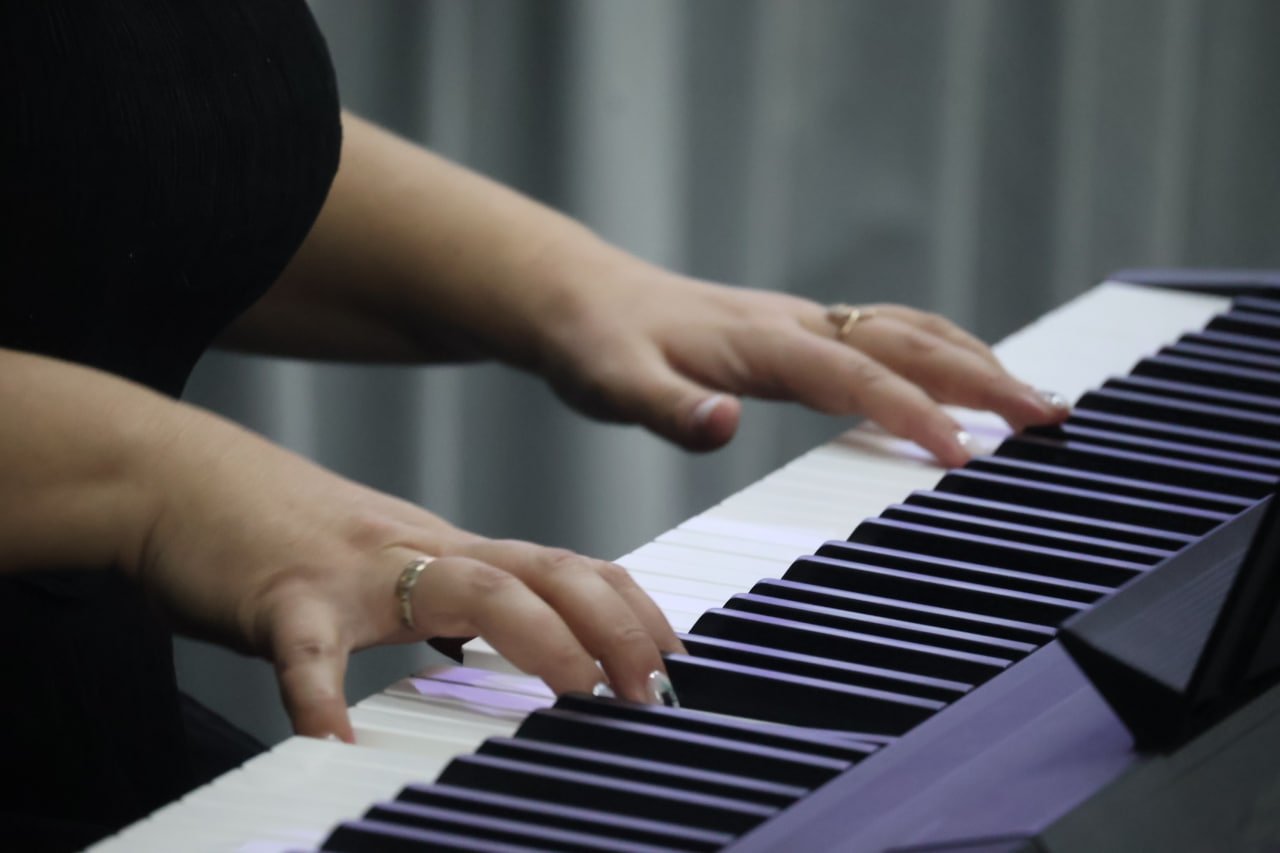 Губернатор Кубани поздравил работников культуры с профессиональным праздником Александр Шепырев