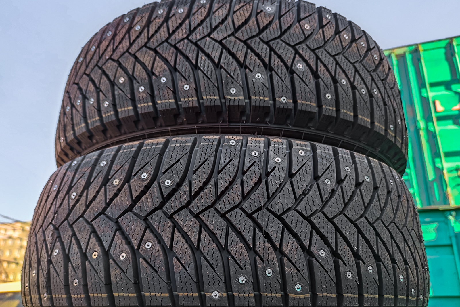 Части водителей разрешили менять зимнюю резину на летнюю Илья Аверьянов, ИА PrimaMedia.ru