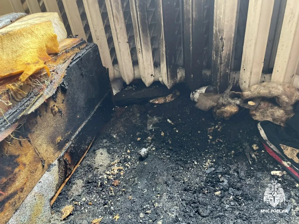 Жильцов пятиэтажки в Бурятии эвакуировали из-за пожара МЧС по Бурятии