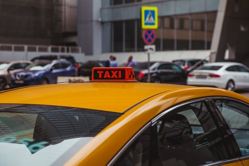 В Краснодаре таксист арестован за оскорбление и вымогательство у жены участника СВО Мария Бородина,