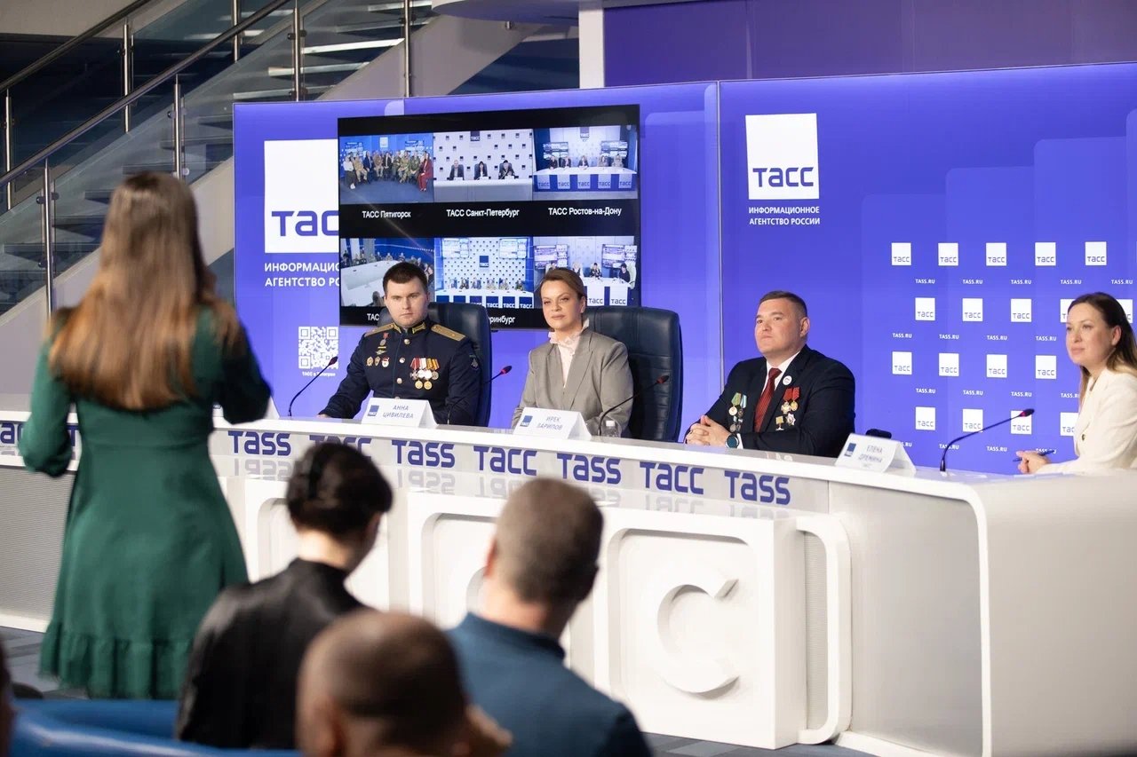 Тематическое фото фонд &quotЗащитники Отечества&quot в ЕАО