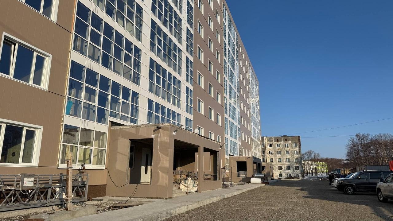 Новый дом в Пионерском сдадут к маю kamgov.ru