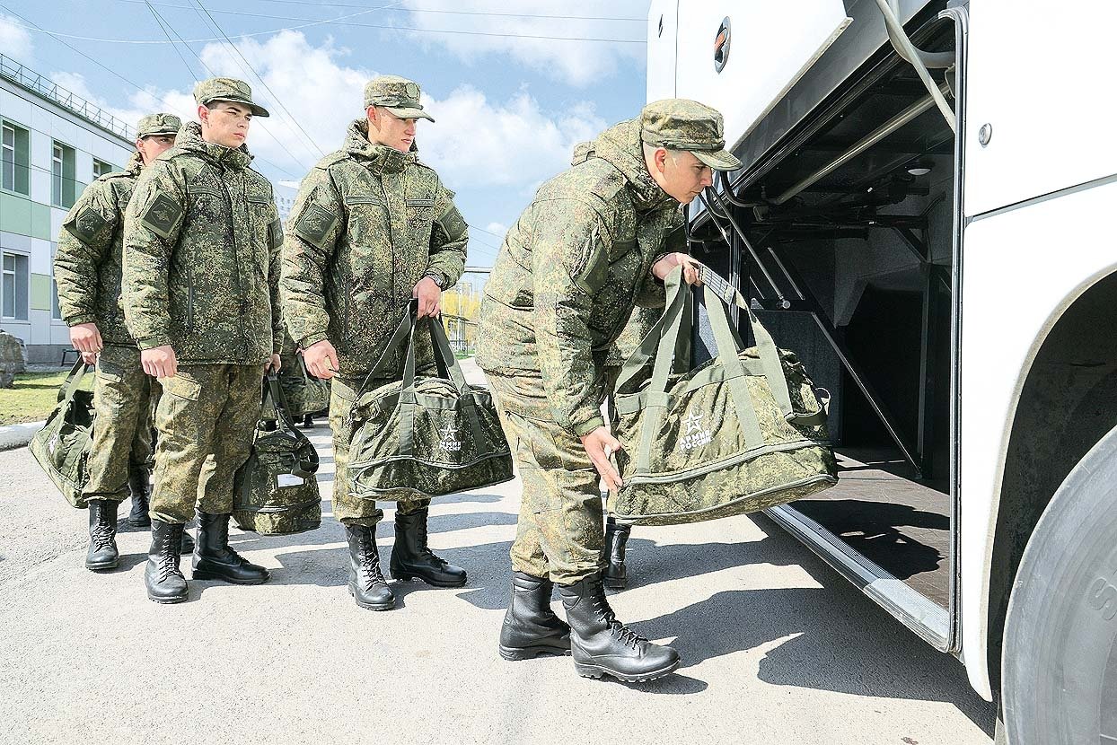 &quotПорог армии&quot: военкоматы Приморья подвели итоги призыва и анонсировали главные изменения Владимир Бочаров