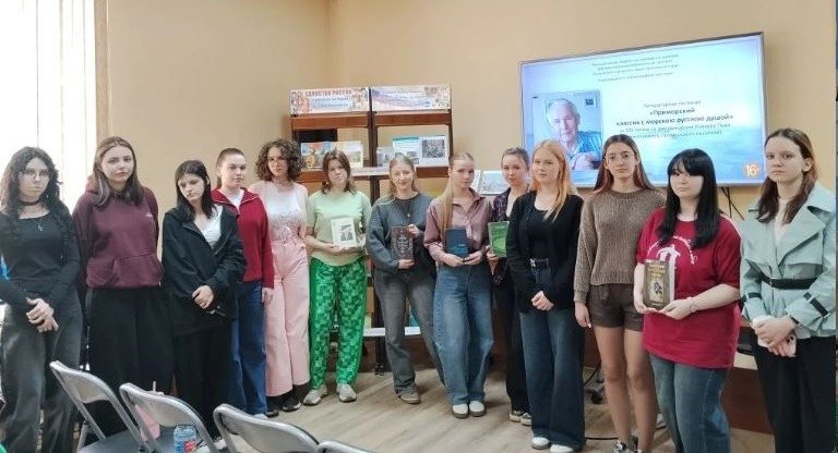 Литературная гостиная к 100-летию Льва Князева предоставлено МБУК &quotЦБС&quot УГО