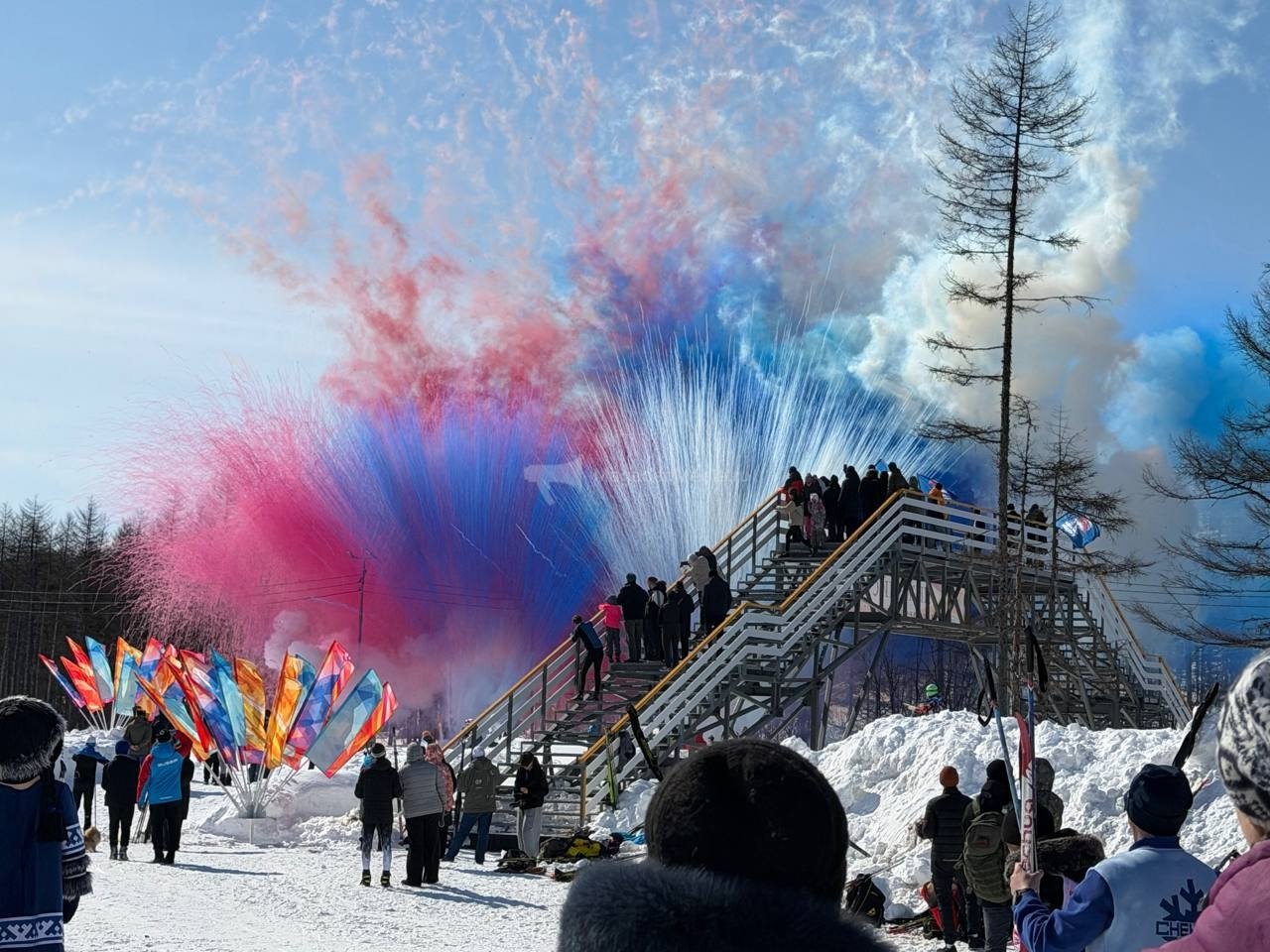 В Магадане торжественно открыли всесезонный лыжный стадион имени Елены Вяльбе MagadanMedia