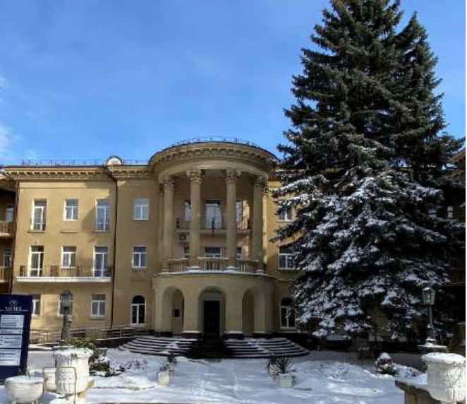 Здание санатория &quotШахтёр&quot в Ессентуках, ресторан которого по соседству признали выявленным объектом культурного наследия скриншот из приказа управления по охране памятников Ставрополья