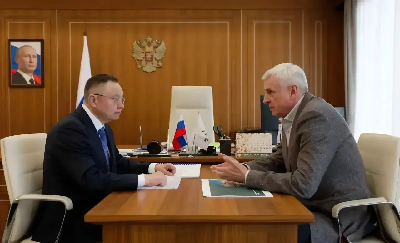 Тематическое фото Правительство Магаданской области